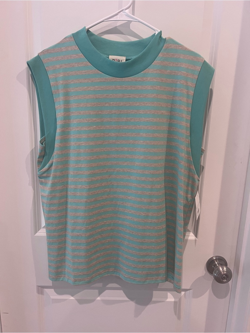 NWT Bibi Top Size Medium- see measurements oversized